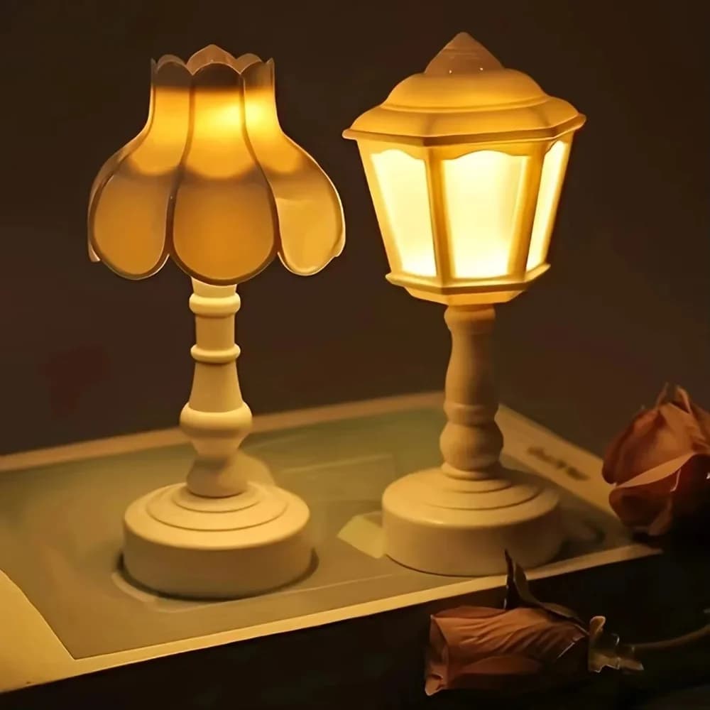 Mini bordslampa med kronbladsskärm, nattlampa i lyktstil